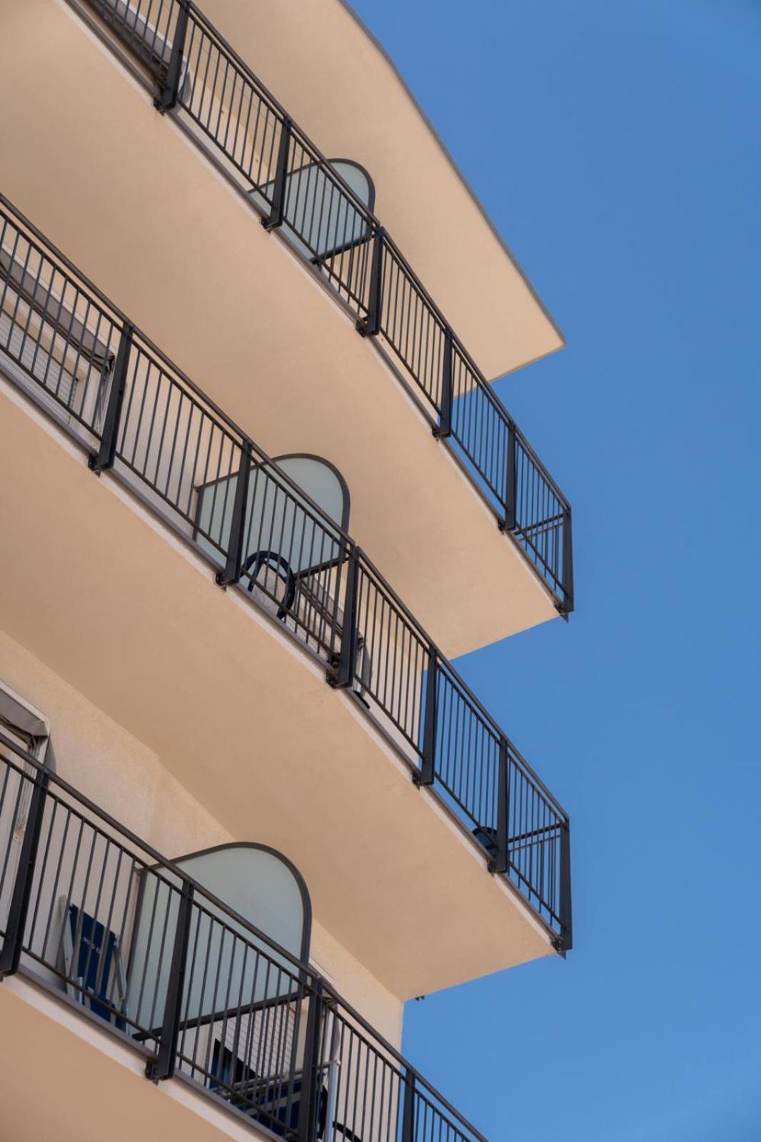 Hotel Nord Est Cattolica Exterior foto