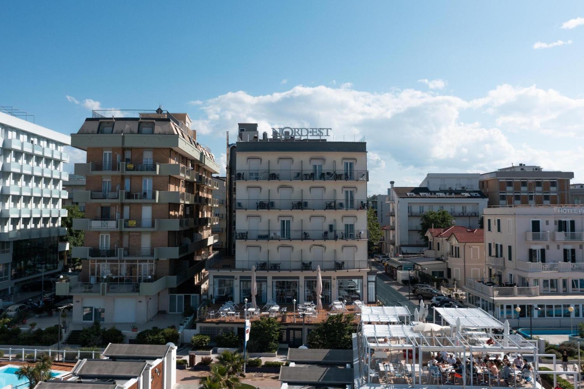 Hotel Nord Est Cattolica Exterior foto